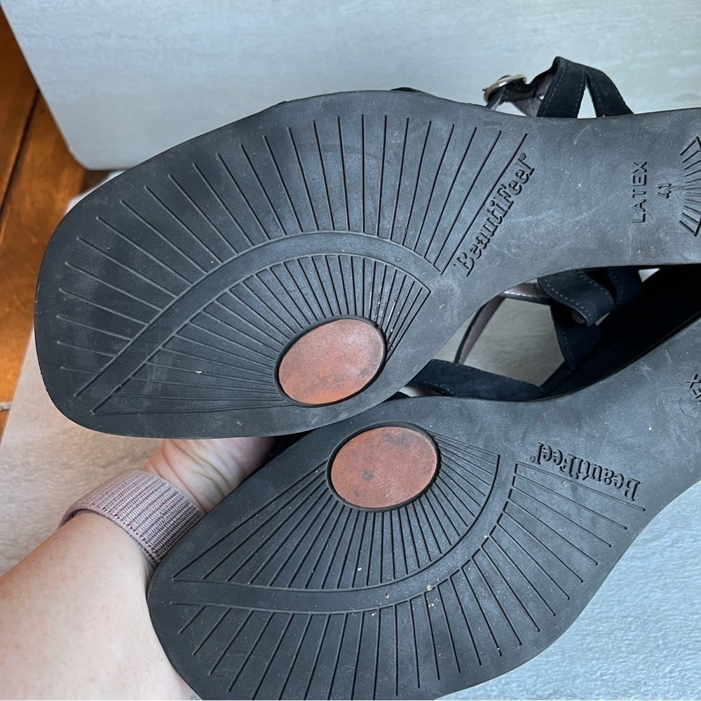 ** Beautifeel Black Leather Wedge Sandals sz 41 Ankle Strap - Picture 9 of 12